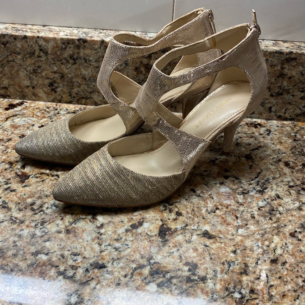 Elegant Gold Women's Heels